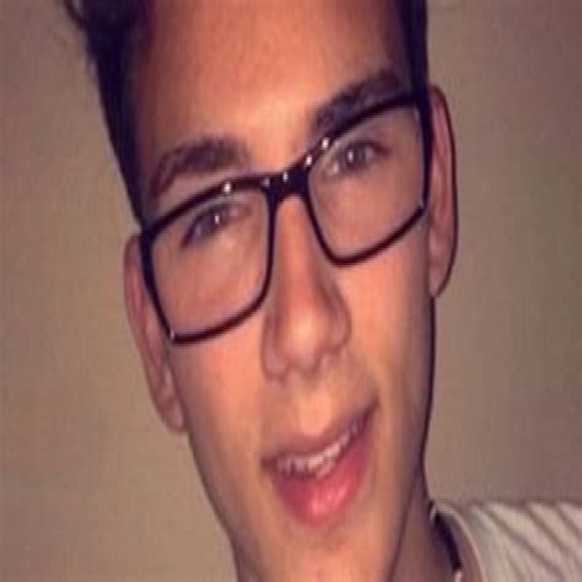 Aparri (gamer, youtuber) Wiki Bio, age, height, face, net worth, family, facts