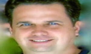 Dean Wendt - Bio, Age, Wiki, Facts and Family