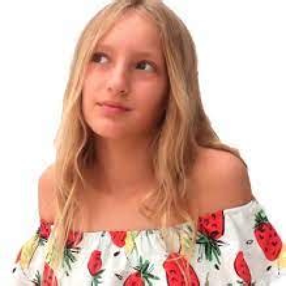 Does Karina Kurzawa Have Cancer? Famous Canadian Streamer And Youtuber Karina Calor Haircut And Family Details