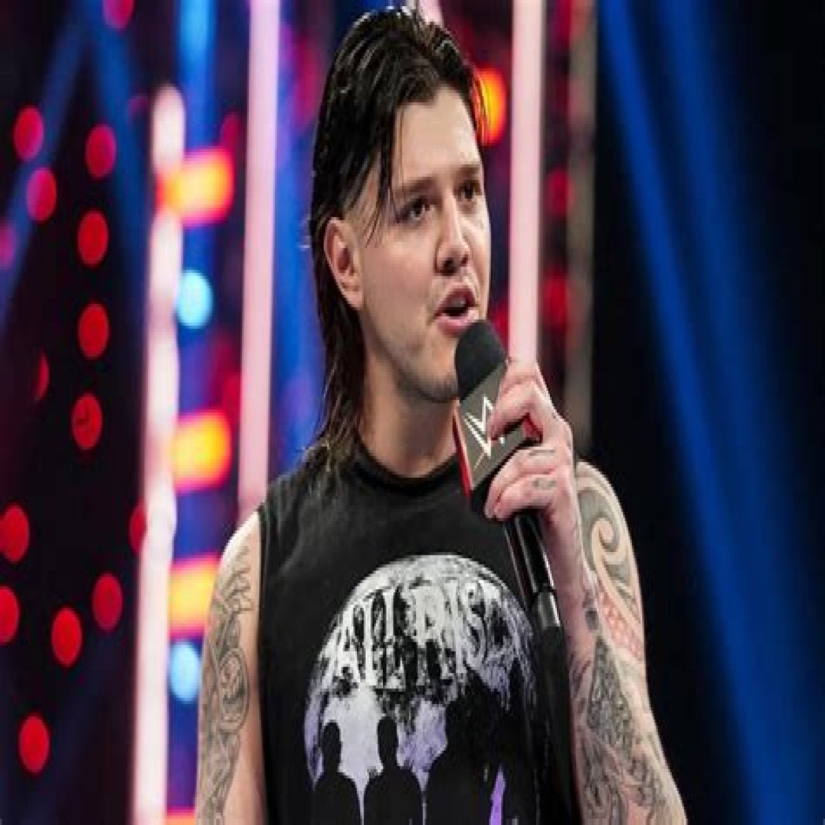 Dominik Mysterio Says He’s Too Good Looking To Wear A Mask
