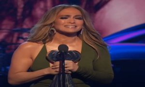 Jennifer Lopez’s Manager Said It Was A Bad Idea To Perform With Shakira In 2020 Super Bowl