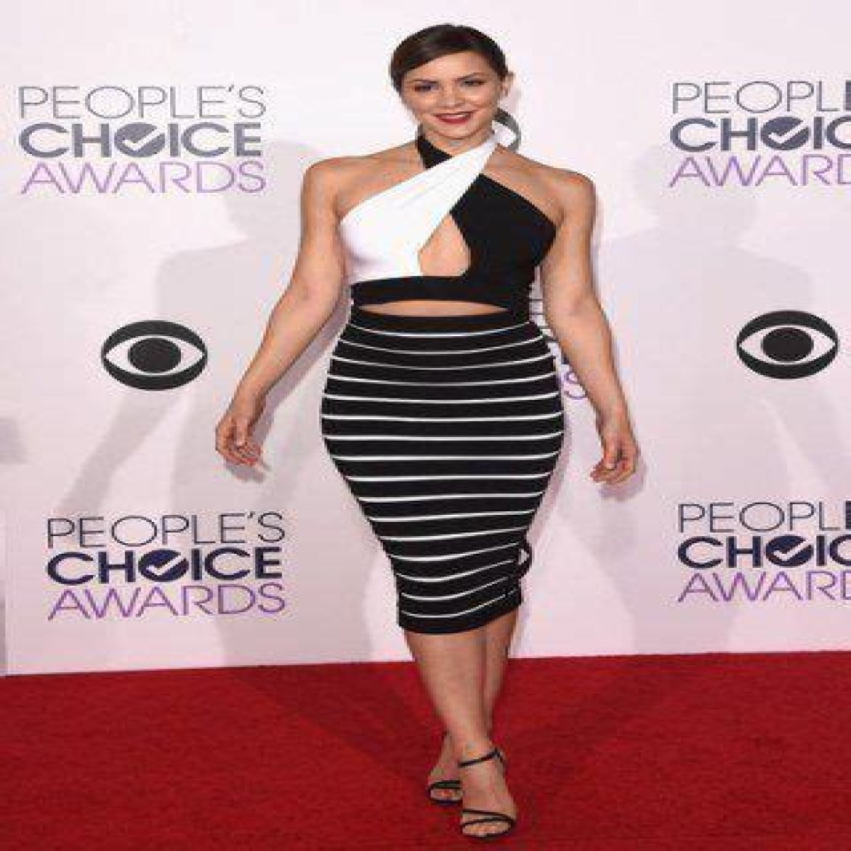 Katharine McPhee Height – How Tall Is Katharine McPhee?
