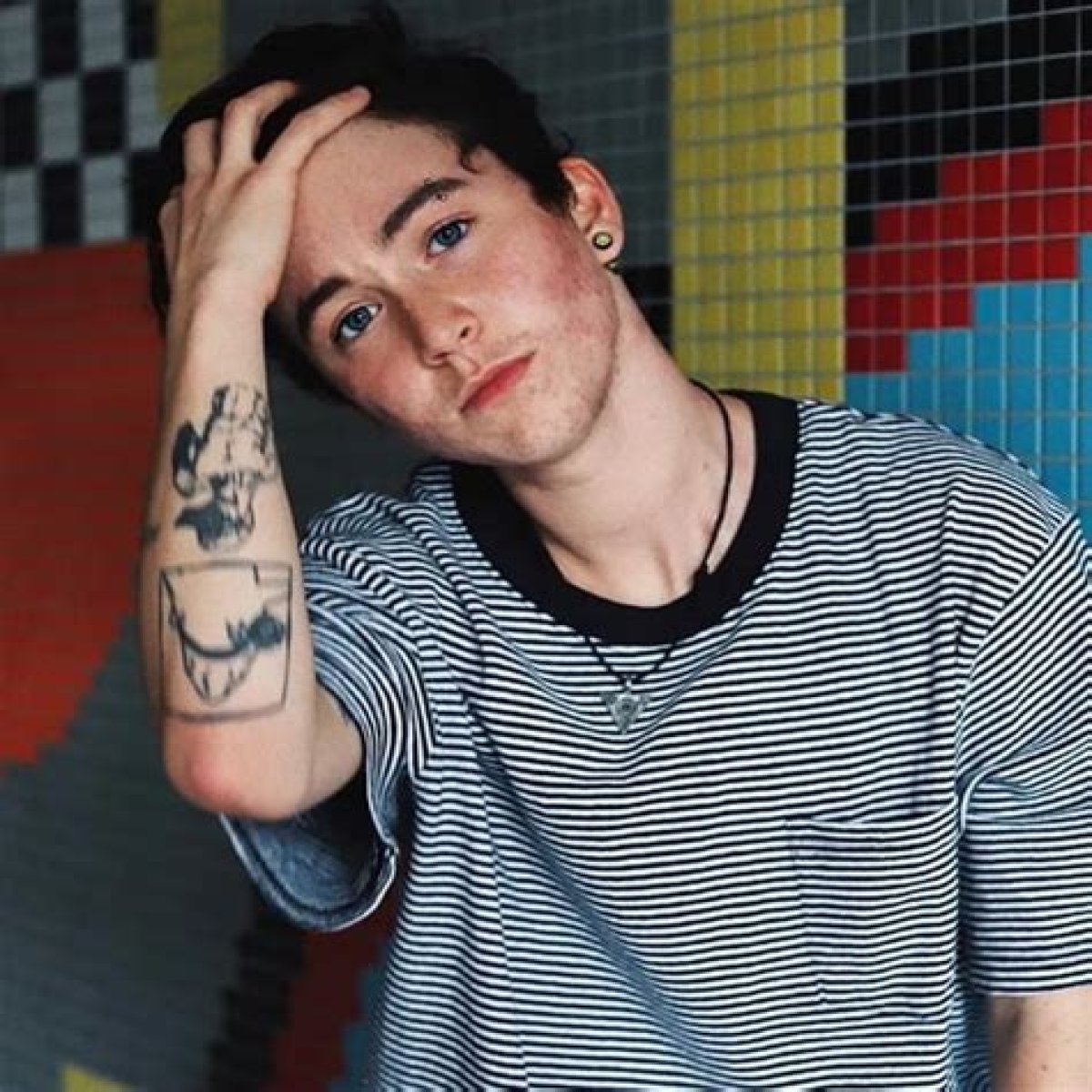 Miles Mckenna – biography, age, height, girlfriend, family and net worth