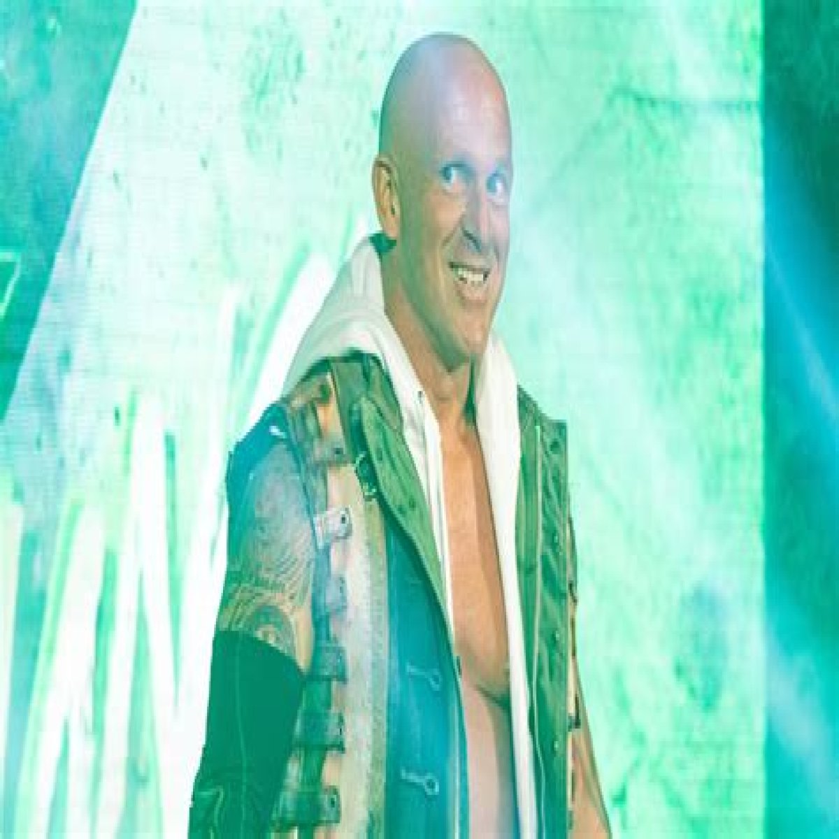 Report: WWE Pitched To Have Eric Young, Mike Bennett In New Wyatt Family
