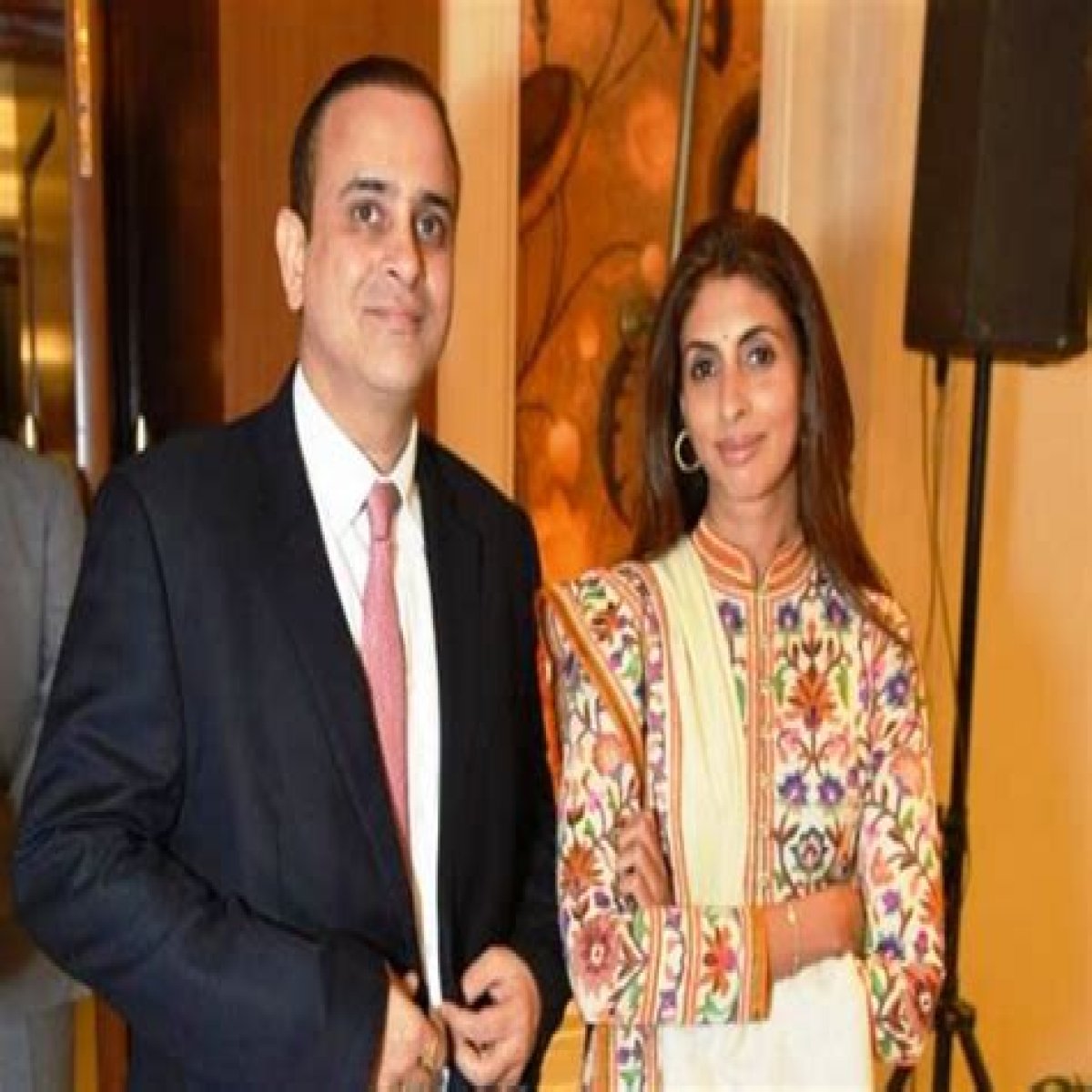Shweta Bachchan Nanda Height, Age, Husband, Children, Family, Biography & More » StarsUnfolded
