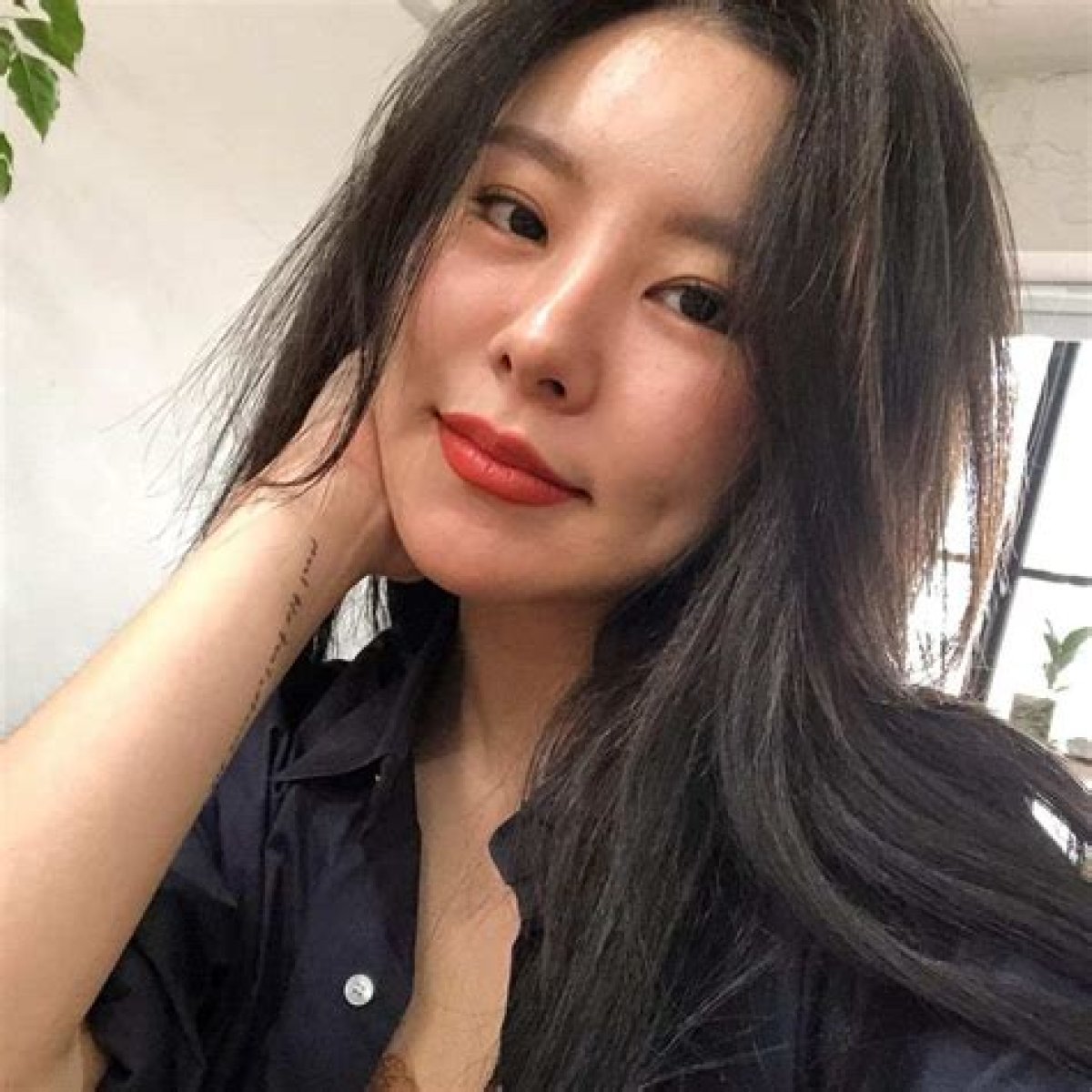 Who is Whee In Dating Now